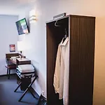 Dc Charleroi Airport Hotel