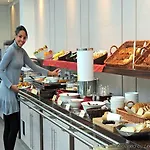 Hotel Dc Charleroi Airport 3*