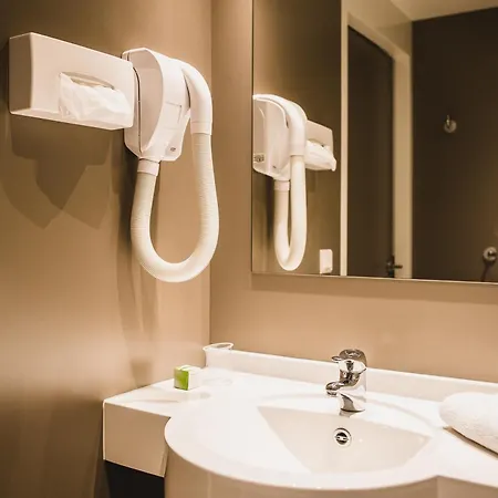 Hotel Dc Airport Charleroi