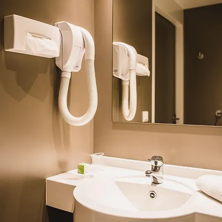 Hotel Dc Airport Charleroi