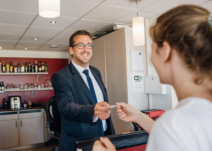 Szálloda Dc Charleroi Airport