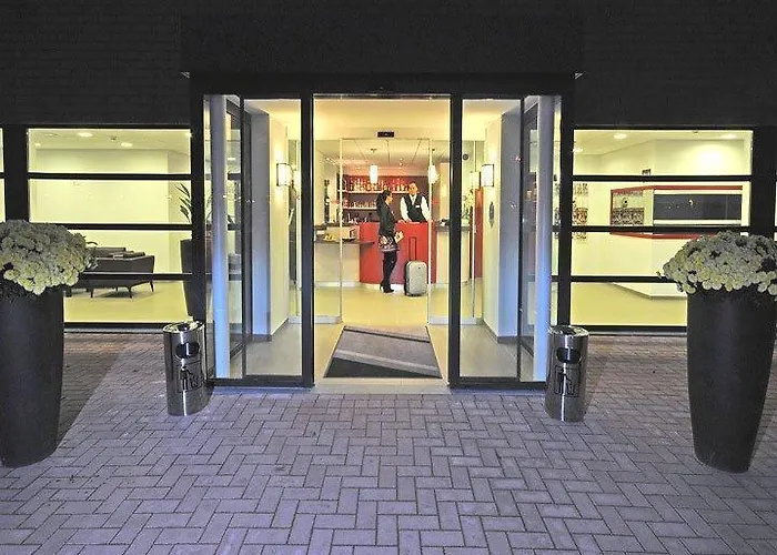 Szálloda Dc Charleroi Airport