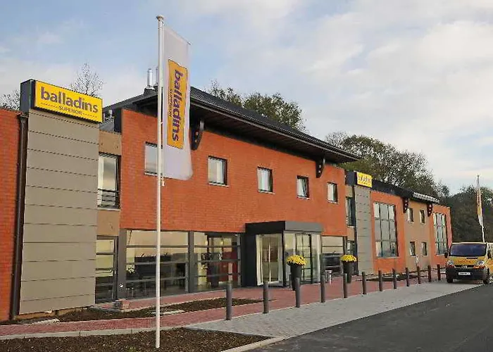 Dc Charleroi Airport 3* Gosselies