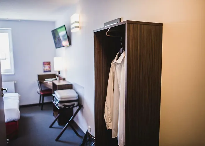 Szálloda Dc Charleroi Airport