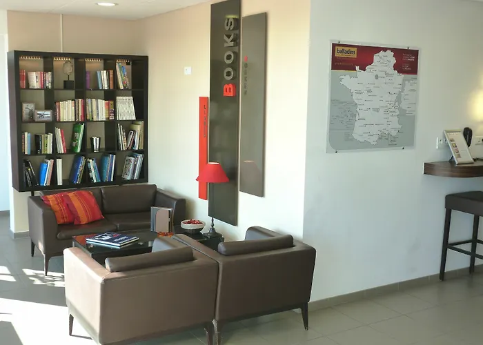 Szálloda Dc Charleroi Airport 3*